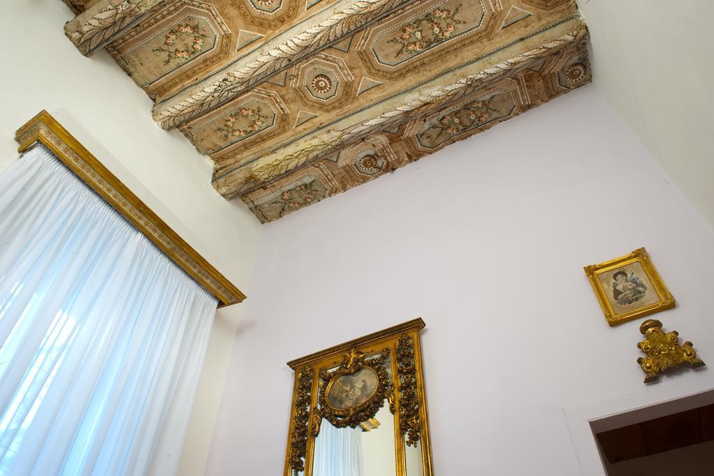 Apartament Domus Decumana Neapol Pokój zdjęcie